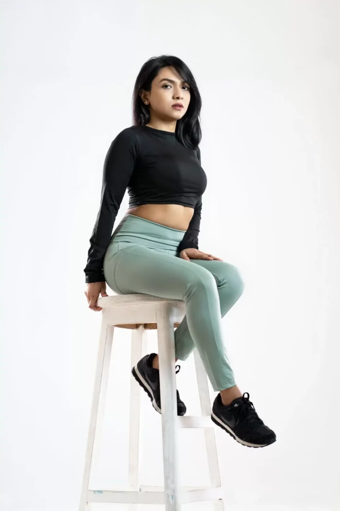 Redeem Crop Top for Women - Black - Image 2