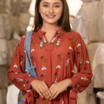 Dancing People Short Top – Vibrant Summer