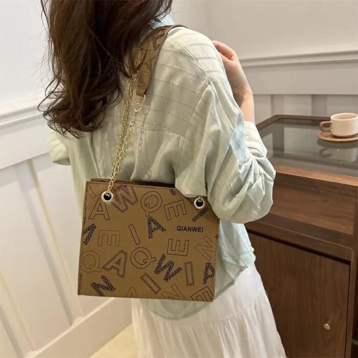 Stylish Daily Alphabetic Commute Shoulder Bag for Women - Beige - Image 3