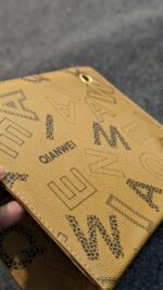 Stylish Daily Alphabetic Commute Shoulder Bag for Women - Beige - Image 2