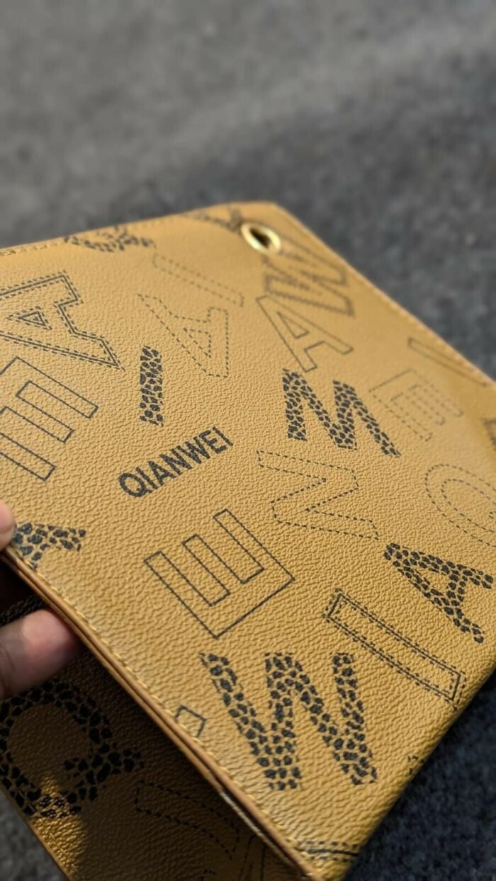 Stylish Daily Alphabetic Commute Shoulder Bag for Women - Beige - Image 2